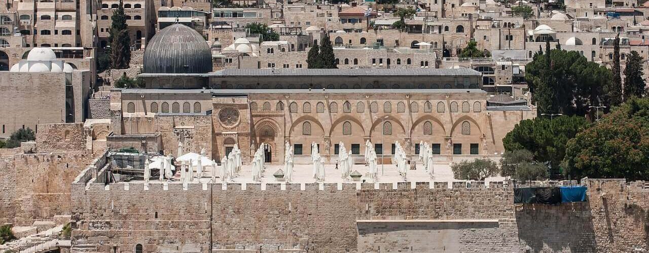 landscape image of al aqsa mosque in jurusalem
